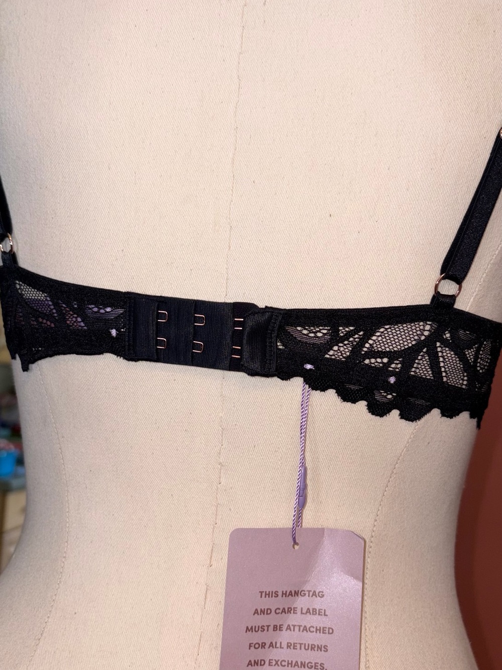 NWT-Savage X Fenty lace bra - Picture 3 of 5